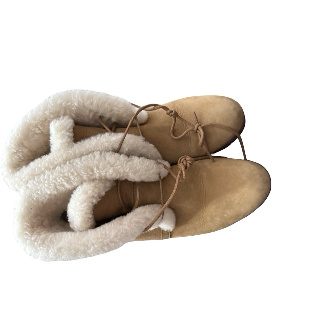 UGG Chestnut Jeovana wedge‎ Heel Boot Fur lined Chukka Ankle Size 9 - Picture 3 of 5